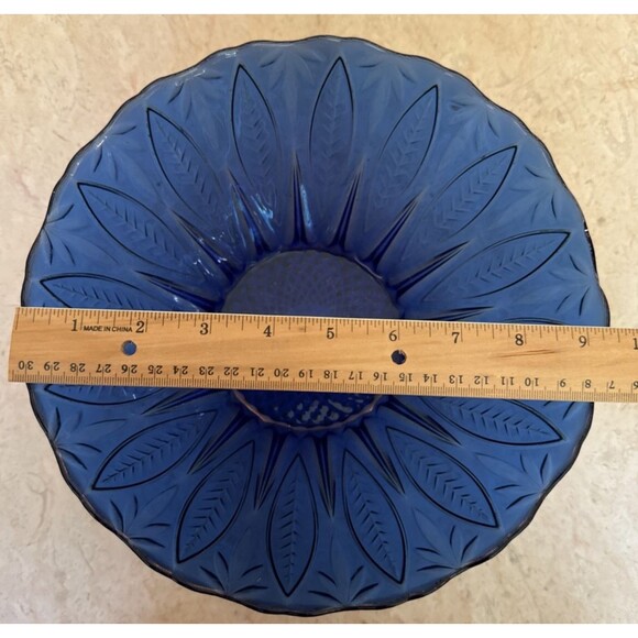 Avon Royal Sapphire Cobalt Blue Serving Bowl, Made In France 9.5” Glass Vintage - Picture 4 of 5